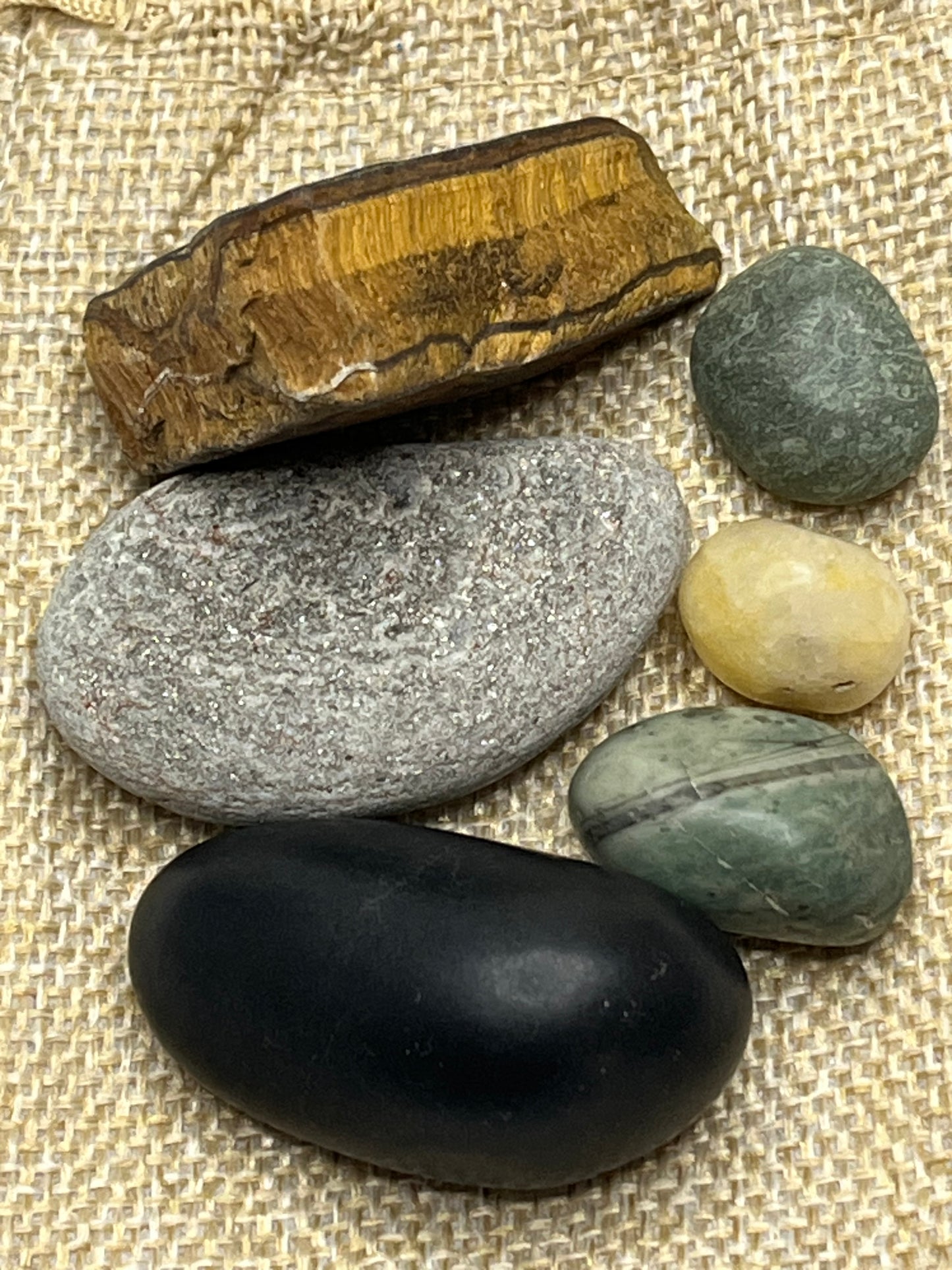 Rock Energy Protection Set – Natural Crystal Shield